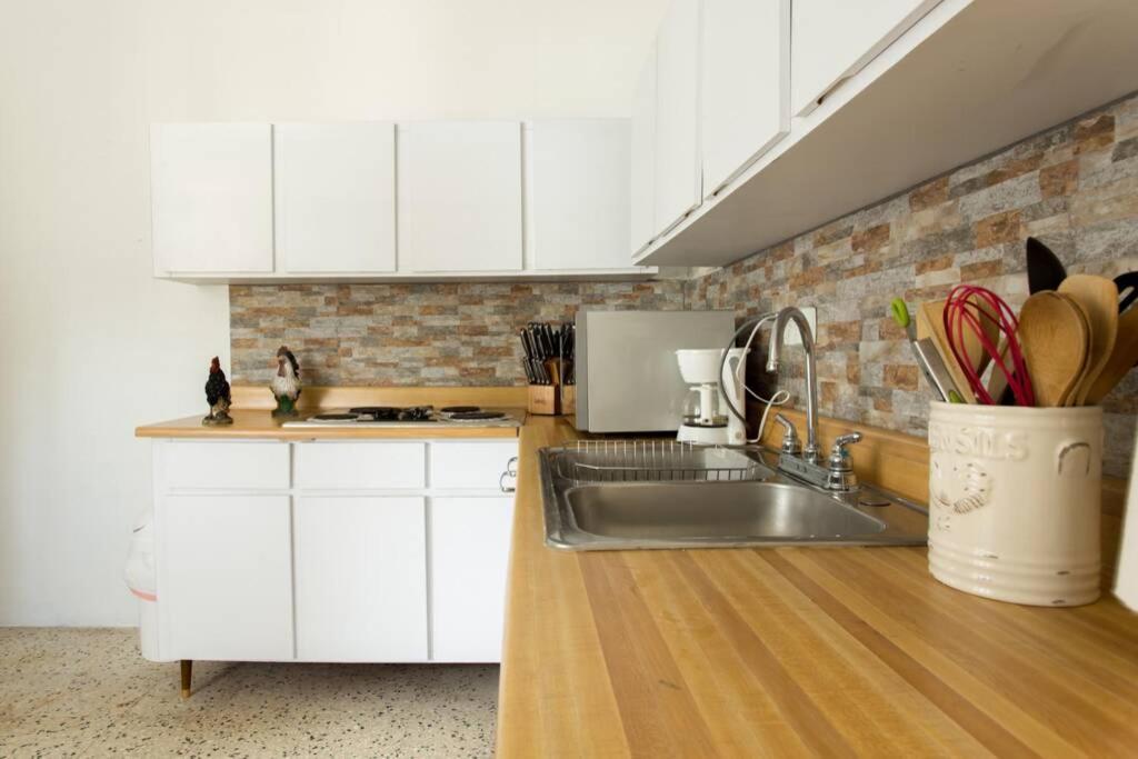 Apartamento Chill Family And Friend Escape With Wrap Around Porch Río Grande Exterior foto